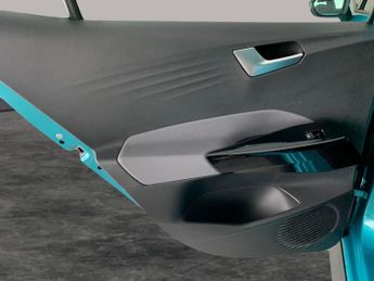 Volkswagen ID.3 Pure Performance 45kWh Life (150 ps) - ACTIVE LANE ASSIST - LED 