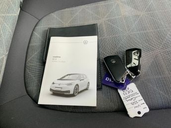 Volkswagen ID.3 Pro 58kWh Life (145 ps) - HEATED SEATS - HEATED STEERING