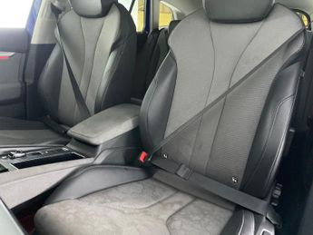 Skoda Enyaq 62kWh 60 (179 ps) - PARKING PACKAGE - COMFORT SEAT PACK - FAMILY