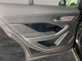 Jaguar I-PACE 400 90kWh SE 4WD (400 ps) - HEATED STEERING - LANE DEPARTURE 