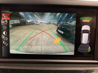 BMW X1 2.0 20d xLine xDrive (190 ps) - PARK ASSIST - REVERSE CAM - LUMB