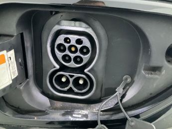 Kia Niro 64kWh 4+ (201 bhp) - CARPLAY - KEYLESS ENTRY - LED