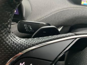 Skoda Enyaq 62kWh 60 (179 ps) - PARKING PACKAGE - COMFORT SEAT PACK - FAMILY