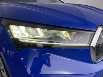 Skoda Enyaq 62kWh 60 (179 ps) - PARKING PACKAGE - COMFORT SEAT PACK - FAMILY