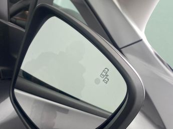 Nissan Leaf 39kWh Acenta (150 ps) - LANE DEPARTURE  - BLUETOOTH - CLIMATE CO