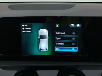 Mercedes-Benz A Class 1.5 A180d Sport 7G-DCT (116 ps) - COMFORT PACK - ACTIVE LANE KEE