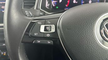 Volkswagen T-Roc 1.5 TSI GPF EVO SEL DSG (150 ps) - HIGH BEAM ASSISTANT - ADAPT C