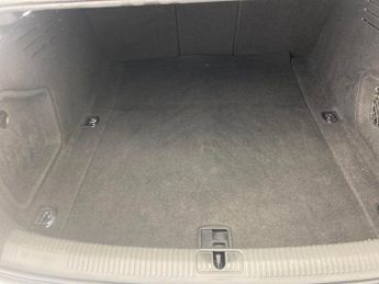 Audi A4 2.0 TFSI 35 Black Edition S Tronic (150 ps) - DRIVING MODES - EL