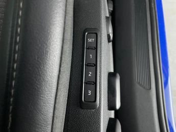 Skoda Enyaq 62kWh 60 (179 ps) - PARKING PACKAGE - COMFORT SEAT PACK - FAMILY