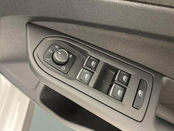 Volkswagen Golf 2.0 TDI GTD DSG (200 ps) - DIGITAL DASH - PADDLE SHIFT - PARK SE