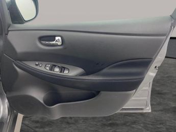 Nissan Leaf 39kWh Acenta (150 ps) - LANE DEPARTURE  - BLUETOOTH - CLIMATE CO