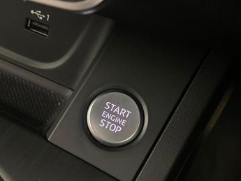 Audi A4 2.0 TFSI 35 Black Edition S Tronic (150 ps) - DRIVING MODES - EL