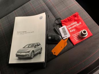 Volkswagen Golf 2.0 TSI GTI DSG (245 ps) - DIGITAL DASH - PADDLE SHIFT - PARK SE