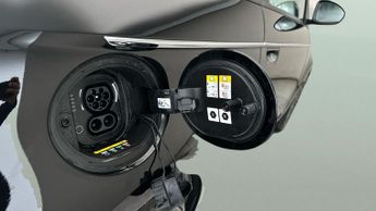 Fiat 500e 42kWh La Prima (118 ps) - SPEED LIMIT RECOG - AIR CON - KEYLESS 