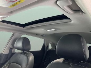 Kia Niro 64kWh 4+ (201 bhp) - CARPLAY - KEYLESS ENTRY - LED