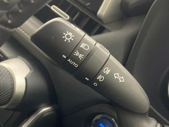 Toyota RAV4 2.5 VVT-h Icon CVT (218 ps) - LANE TRACE ASSIST - LANE DEPARTURE