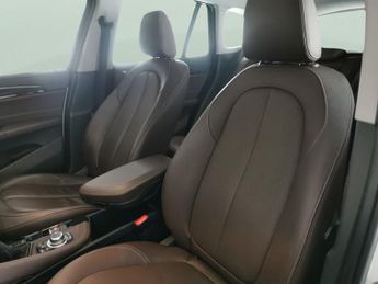 BMW X1 2.0 20d xLine xDrive (190 ps) - PARK ASSIST - REVERSE CAM - LUMB