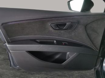 Seat Leon 2.0 TSI Cupra 290 DSG (290 ps) - PADDLE SHIFT - PARK SENSORS