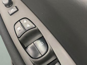Nissan Leaf 39kWh Acenta (150 ps) - LANE DEPARTURE  - BLUETOOTH - CLIMATE CO