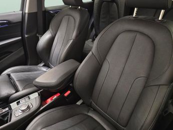 BMW X1 1.5 25e 10kWh Sport Plug-in xDrive (220 ps) - CARPLAY - PARK ASS