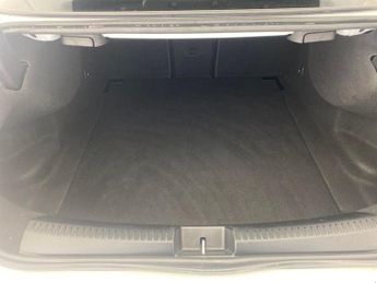 Mercedes-Benz CLA 1.3 CLA180 AMG Line Coupe 7G-DCT (136 ps) - LED - NAV - HEATED S