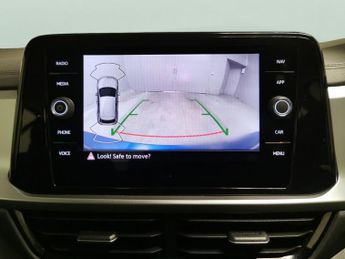 Volkswagen T-Roc 1.5 TSI Life DSG (150 ps) - BLUETOOTH - PARK SENSORS - PADDLE SH