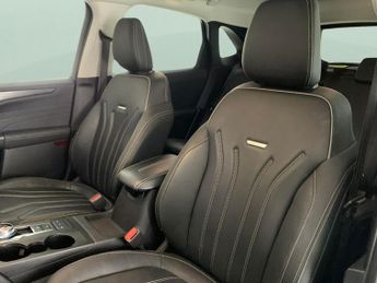 Ford Kuga 2.5 Duratec 14.4kWh Vignale Plug-in CVT (225 ps) - NAV - LEATHER
