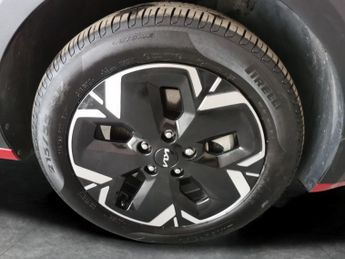 Kia Niro 64.8kWh 2 (201 bhp) - WIFI - BLUETOOTH - PADDLE SHIFT