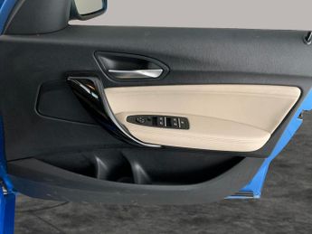 BMW 1 Series 2.0 118d Sport (150 ps) - INTERIOR TRIM - HIGH-GLOSS BLACK WITH 