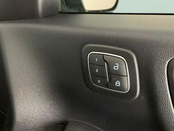 Ford Kuga 2.5 Duratec 14.4kWh Vignale Plug-in CVT (225 ps) - NAV - LEATHER