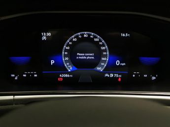 Volkswagen T-Roc 1.5 TSI Life DSG (150 ps) - BLUETOOTH - PARK SENSORS - PADDLE SH