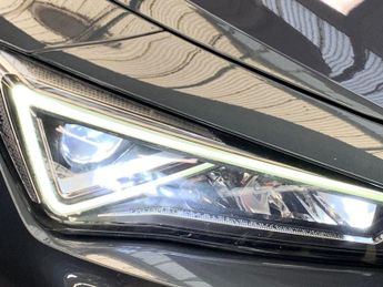 Cupra Formentor 1.4 eHybrid 12.8kWh V2 Plug-in DSG (204 ps) - KEYLESS ENTRY - AU