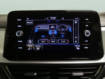 Volkswagen T-Roc 1.5 TSI Life DSG (150 ps) - BLUETOOTH - PARK SENSORS - PADDLE SH