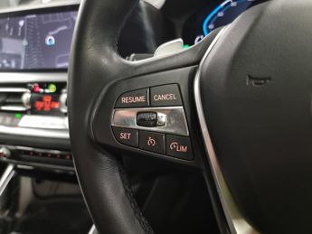 BMW 3 Series 2.0 330e 12kWh SE Pro Plug-in (292 ps) - AUTO PARK - REVERSE CAM