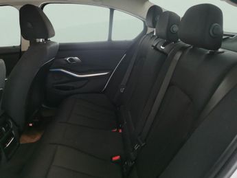 BMW 3 Series 2.0 330e 12kWh SE Pro Plug-in (292 ps) - AUTO PARK - REVERSE CAM