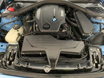 BMW 1 Series 2.0 118d Sport (150 ps) - INTERIOR TRIM - HIGH-GLOSS BLACK WITH 
