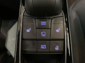 Hyundai Ioniq 38.3kWh Premium (136 ps) - REVERSE CAM - NAV - HEATED SEATS