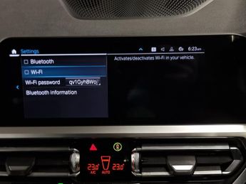 BMW 3 Series 2.0 330e 12kWh SE Pro Plug-in (292 ps) - AUTO PARK - REVERSE CAM