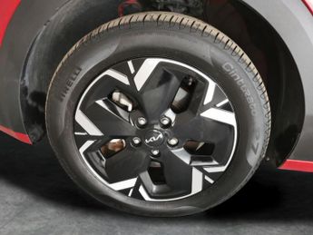 Kia Niro 64.8kWh 2 (201 bhp) - WIFI - BLUETOOTH - PADDLE SHIFT