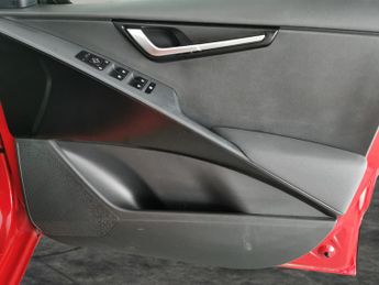 Kia Niro 64.8kWh 2 (201 bhp) - WIFI - BLUETOOTH - PADDLE SHIFT