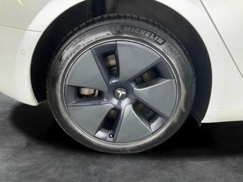 Tesla Model 3 (Dual Motor) Long Range 4WDE (346 ps) - AUTO PARK - LED - REVERS