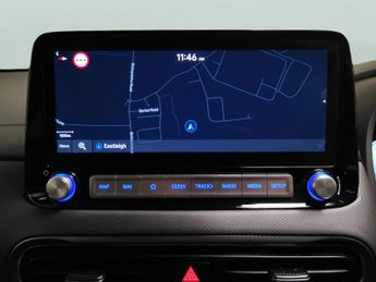Hyundai Kona 64kWh Premium (10.5kW Charger) (204 ps) - HEATED SEATS - HEATED 