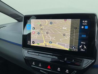 Volkswagen ID.3 Pro 58kWh Life (145 ps) - LED - HEATED SEATS - NAV