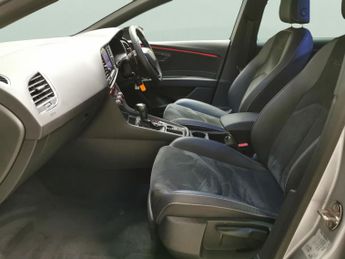 Seat Leon 2.0 TSI Cupra 300 ST DSG 7 Spd 4Drive (300 ps) - PADDLE SHIFT