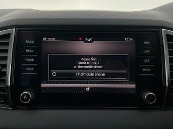 Skoda Karoq 1.5 TSI ACT SE L DSG (150 ps) - HEATED SEATS - NAV - BLUETOOTH
