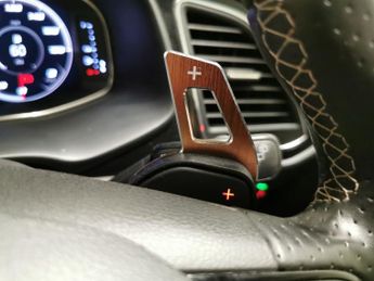 Seat Leon 2.0 TSI Cupra 300 ST DSG 7 Spd 4Drive (300 ps) - PADDLE SHIFT