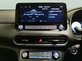 Hyundai Kona 64kWh Premium (10.5kW Charger) (204 ps) - HEATED SEATS - HEATED 