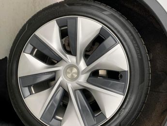 Tesla Model Y (Dual Motor) Long Range 4WDE (384 bhp) - LED - REVERSE CAM - NAV