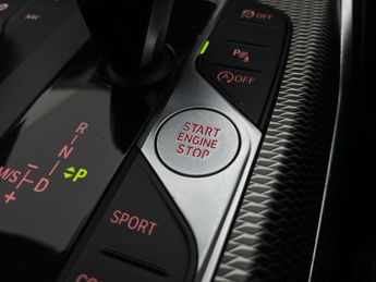 BMW 3 Series 2.0 320i M Sport (184 ps) - CARPLAY - AUTO PARK - LED