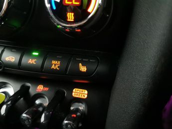 Mini Electric Hatch Cooper SE 32.6kWh Level 2 (184 ps) - NAV - INTERIOR LIGHT PACK